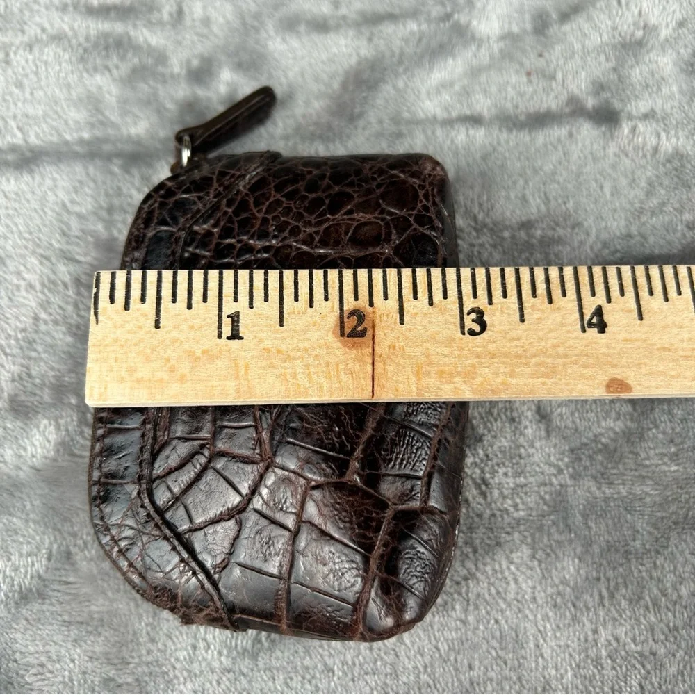 Brighton Brown Croc Embossed Leather Small Coin Purse Heart on Front Zip Top‎